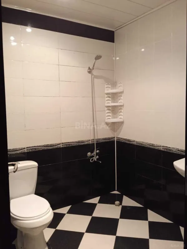 Kirayə verilir 2 otaqlı mənzil 81 m²