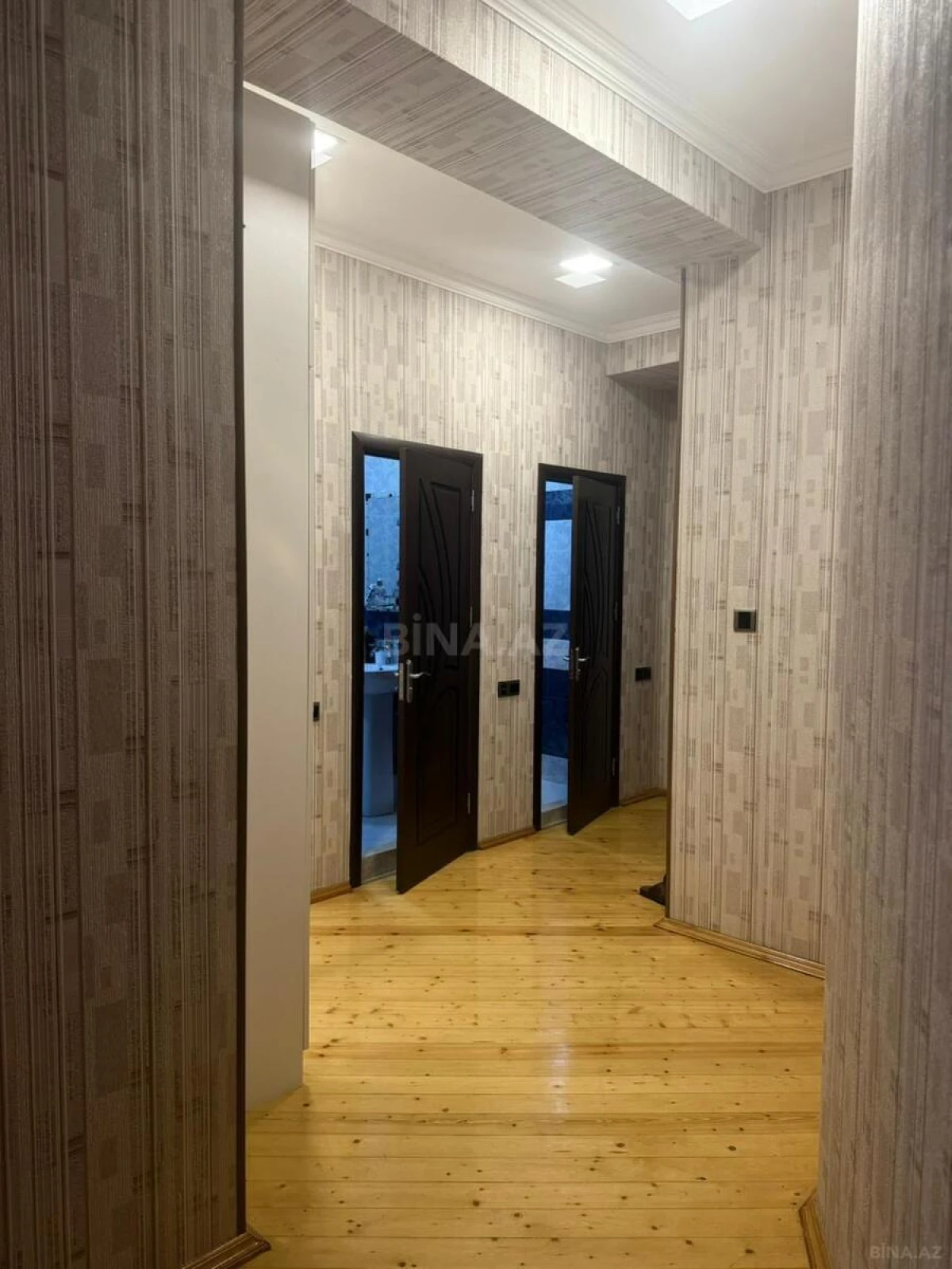 Satılır 3 otaqlı mənzil 96 m²