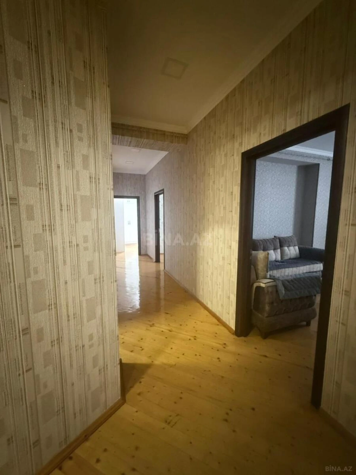 Satılır 3 otaqlı mənzil 96 m²