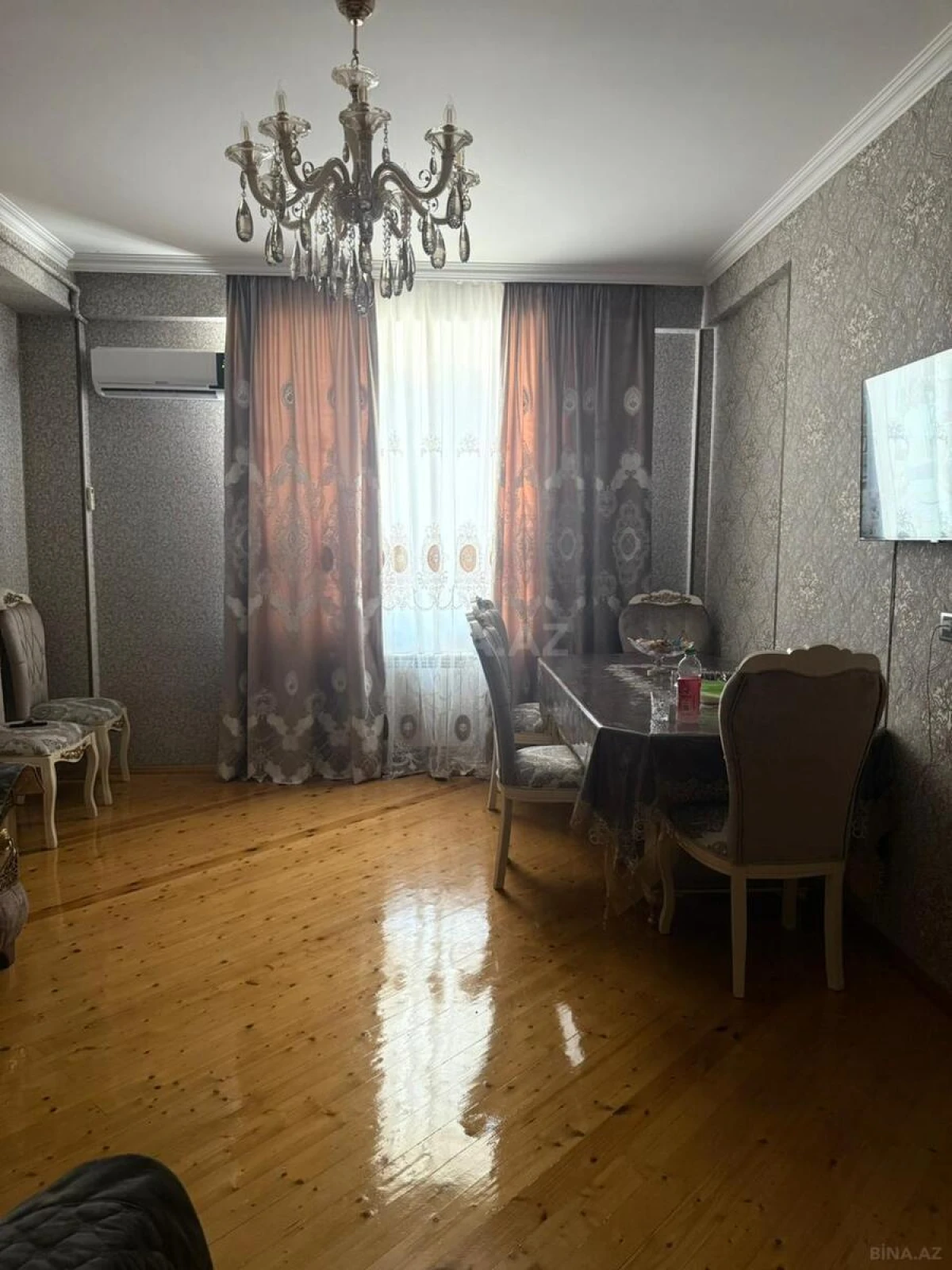 Satılır 3 otaqlı mənzil 96 m²