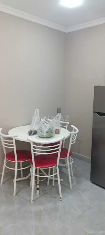 Kirayə verilir 1 otaqlı həyət evi 30 m²