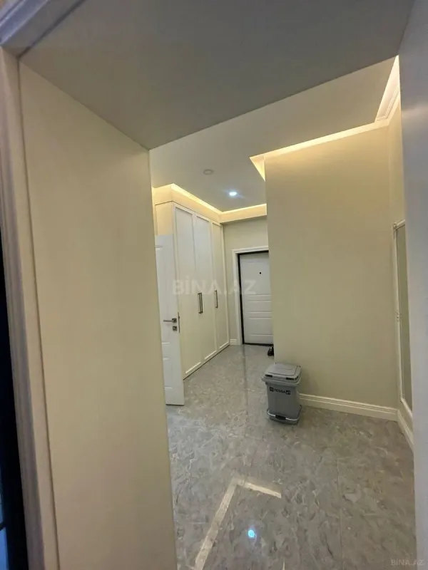 Satılır 2 otaqlı mənzil 70 m²