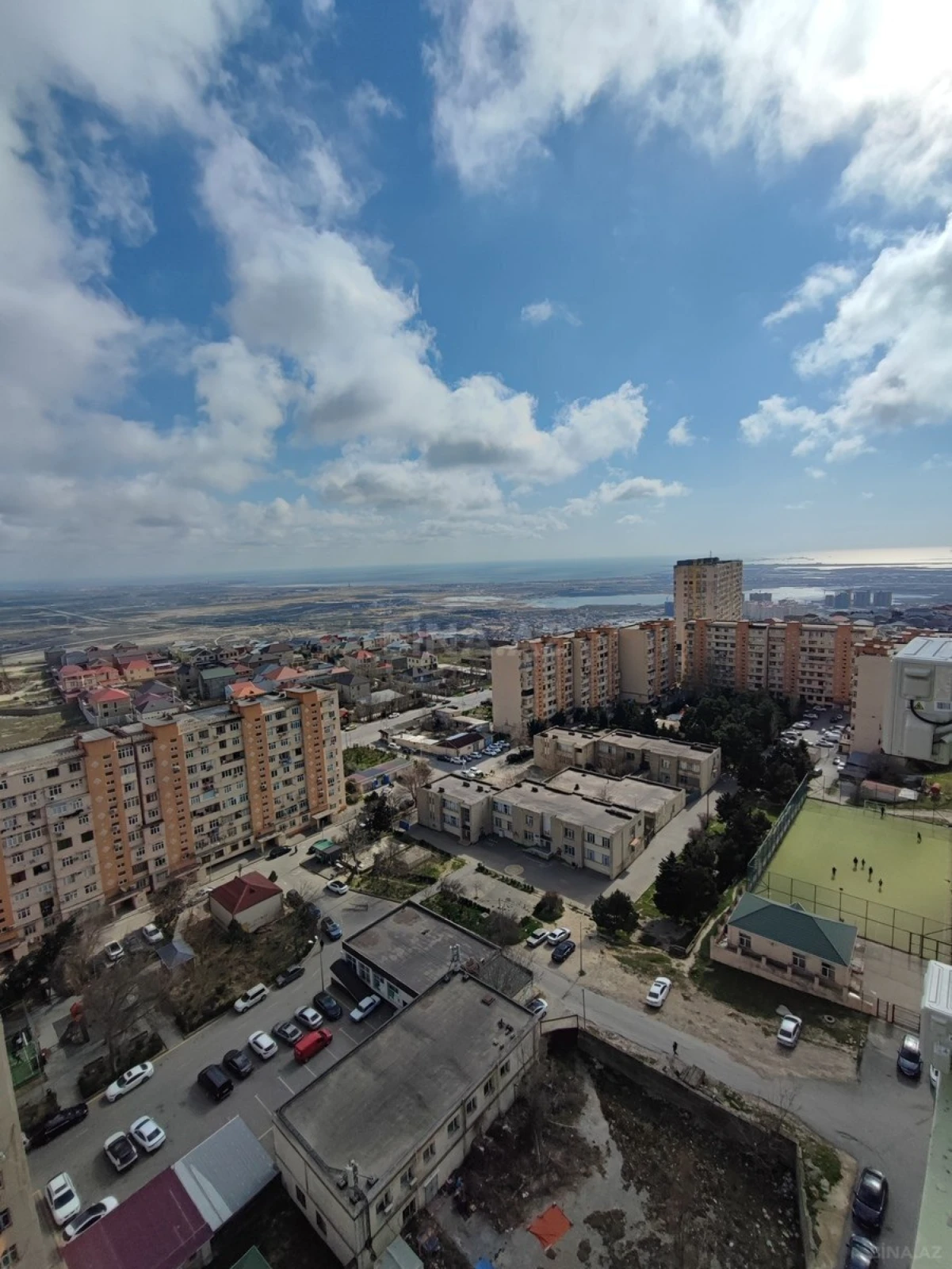 Satılır 2 otaqlı mənzil 68 m²