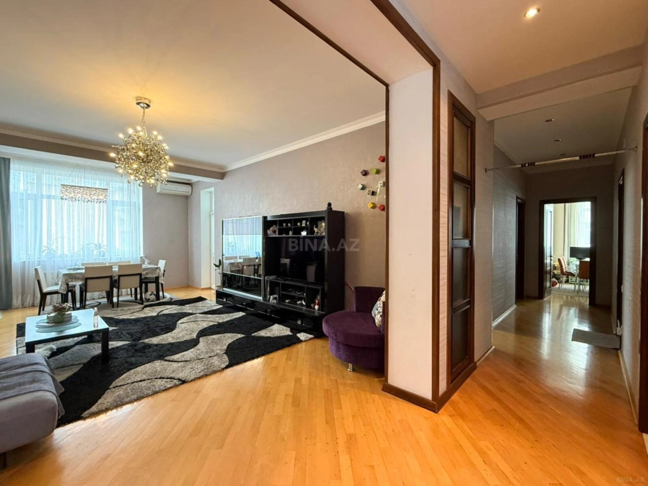Satılır 3 otaqlı mənzil 150 m²