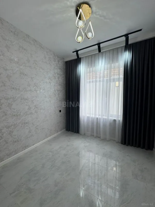 Satılır 4 otaqlı həyət evi 130 m²