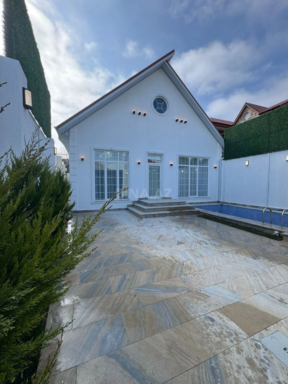 Satılır 4 otaqlı həyət evi 130 m²