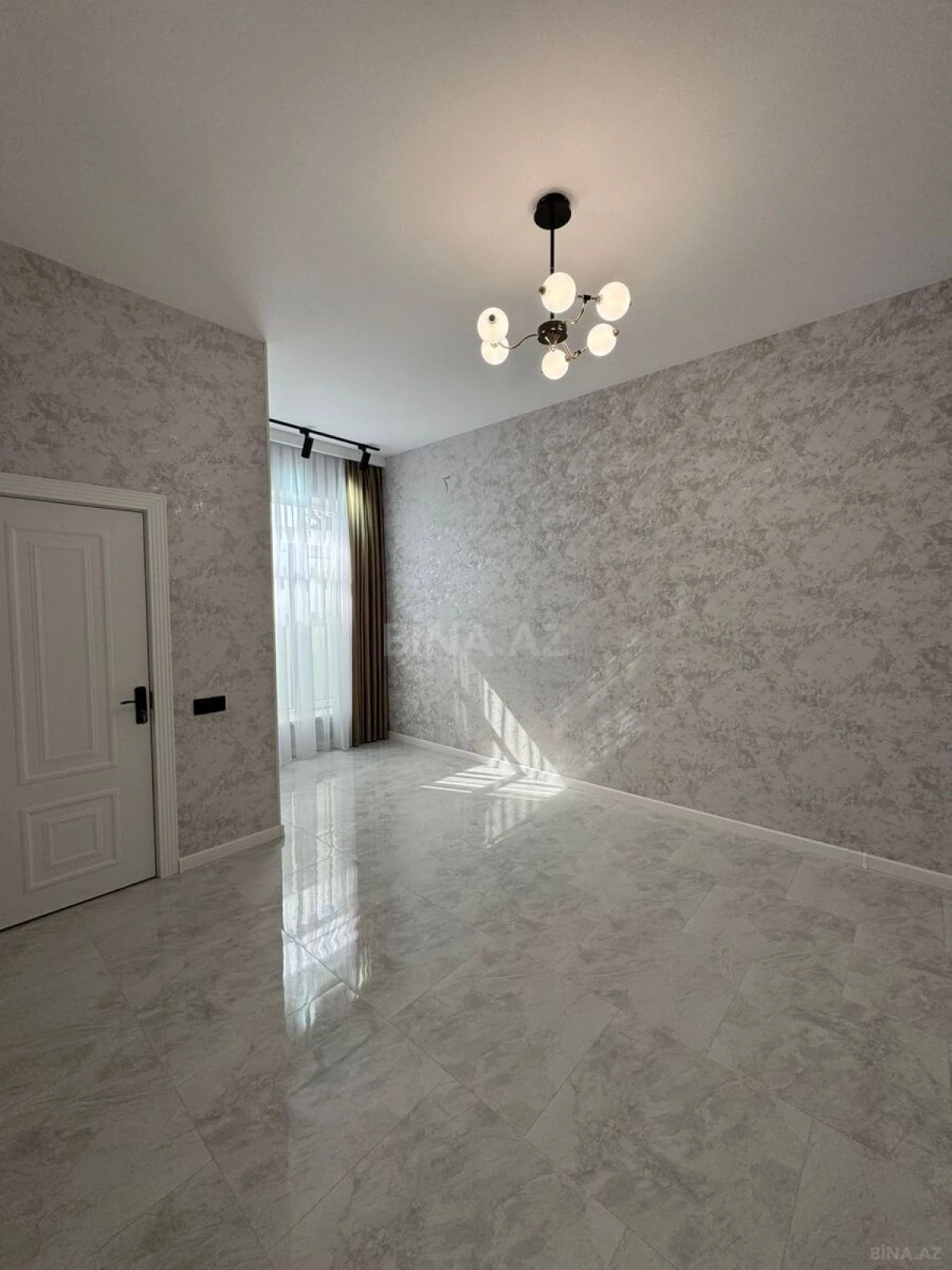 Satılır 4 otaqlı həyət evi 130 m²