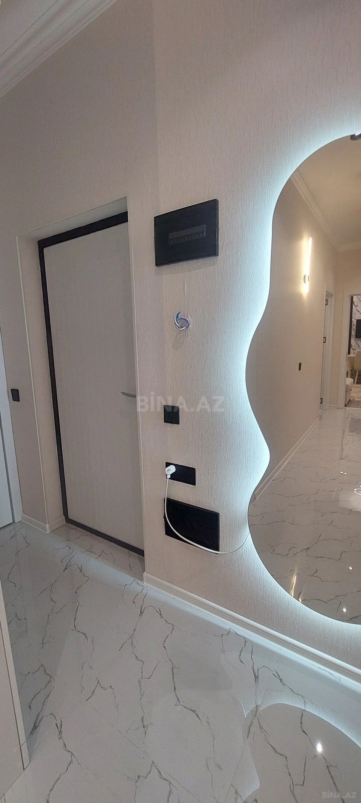 Satılır 2 otaqlı mənzil 65 m²