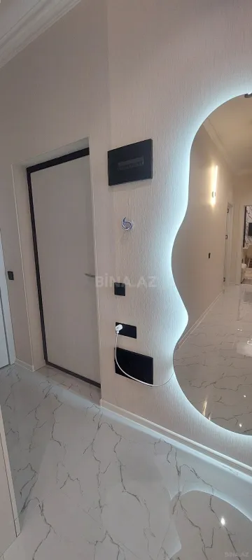 Satılır 2 otaqlı mənzil 65 m²