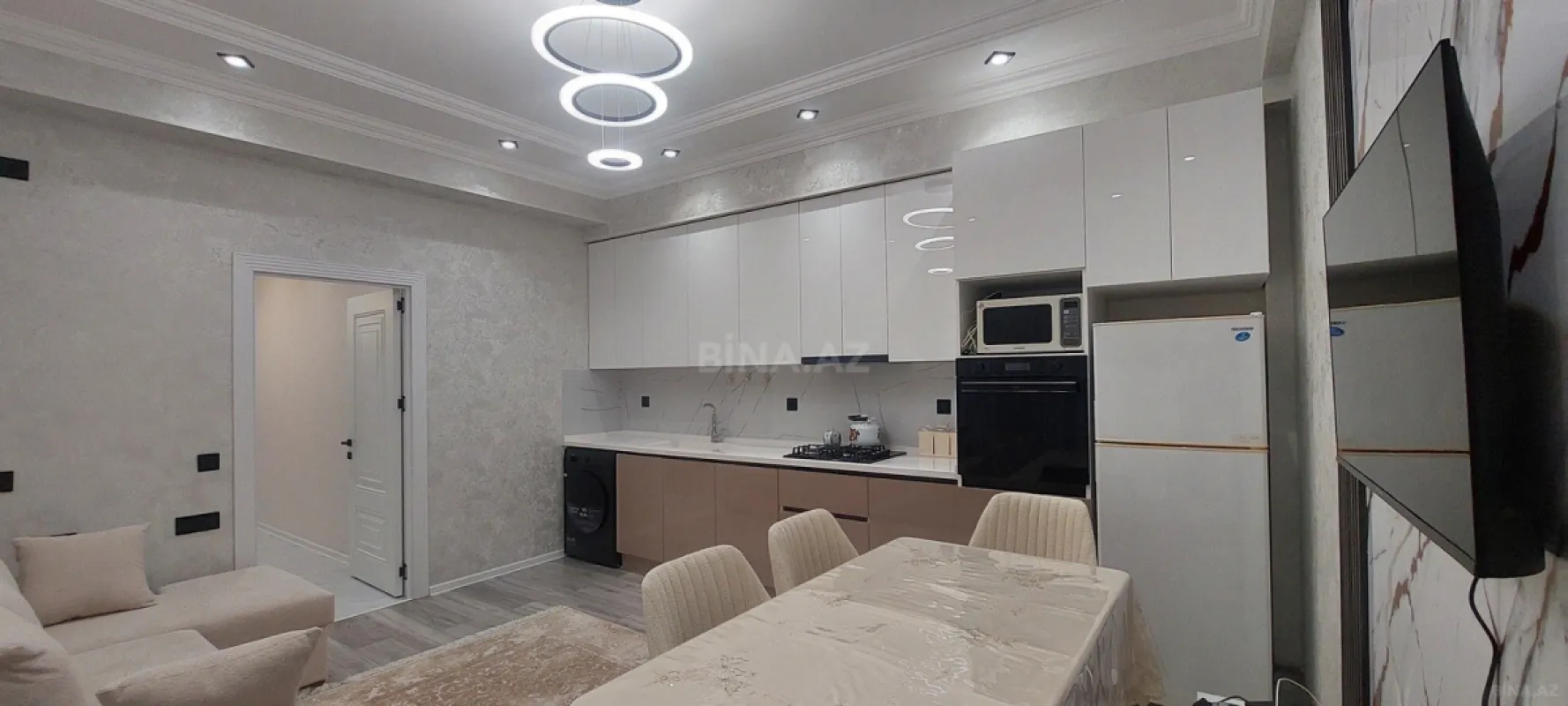 Satılır 2 otaqlı mənzil 65 m²