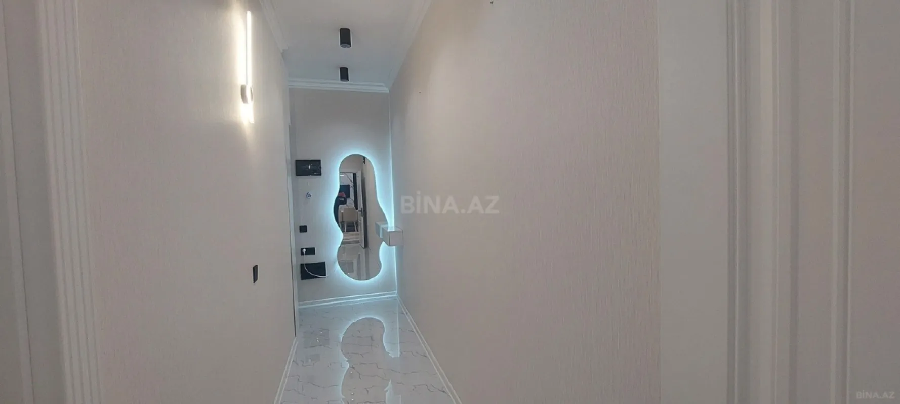 Satılır 2 otaqlı mənzil 65 m²