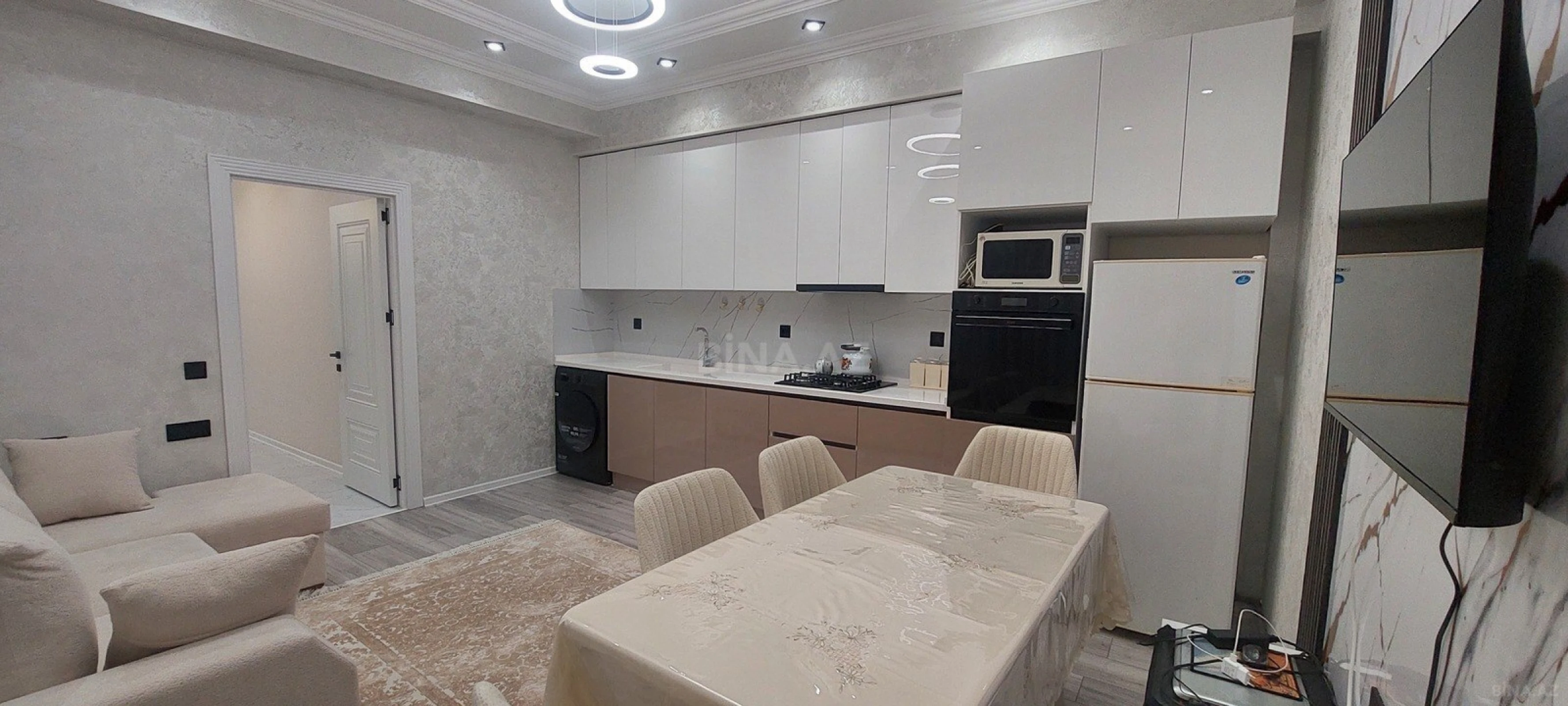 Satılır 2 otaqlı mənzil 65 m²