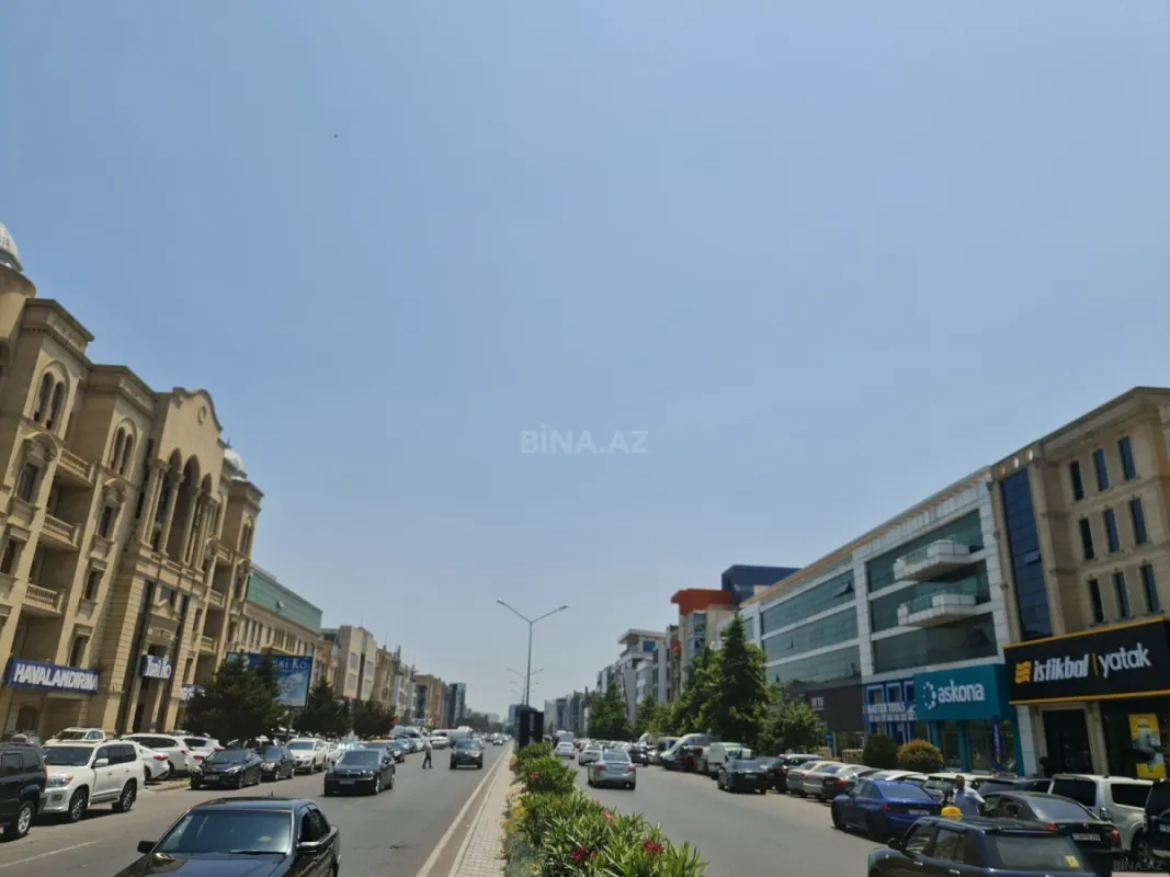 Kirayə verilir 20 otaqlı ofis 1350 m²