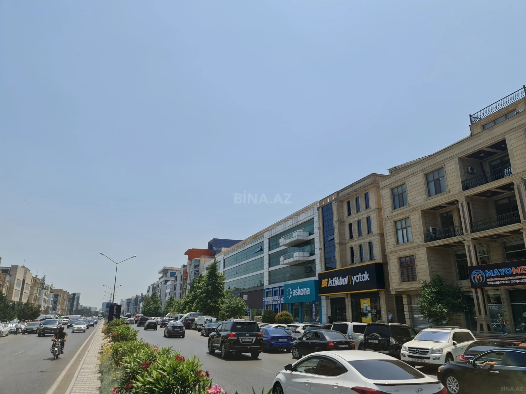 Kirayə verilir 20 otaqlı ofis 1350 m²