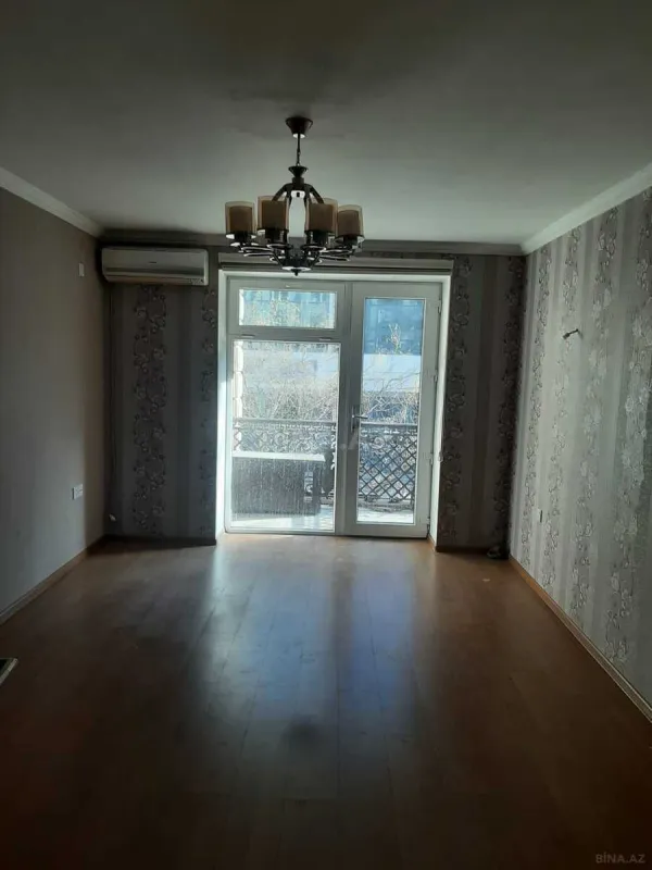 Kirayə verilir 3 otaqlı ofis 80 m²