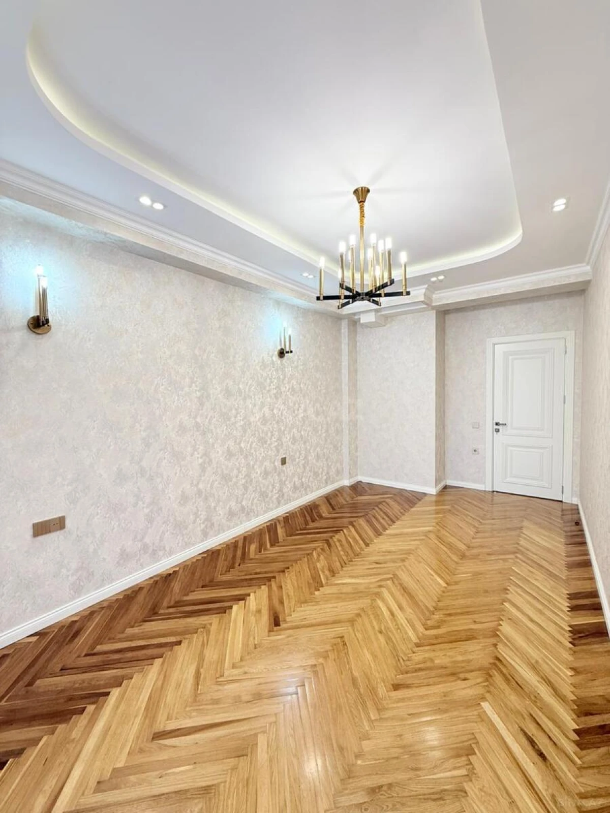 Satılır 2 otaqlı mənzil 65 m²