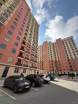 Satılır 2 otaqlı mənzil 65 m²