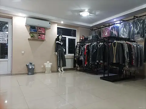 Satılır obyekt 90 m²