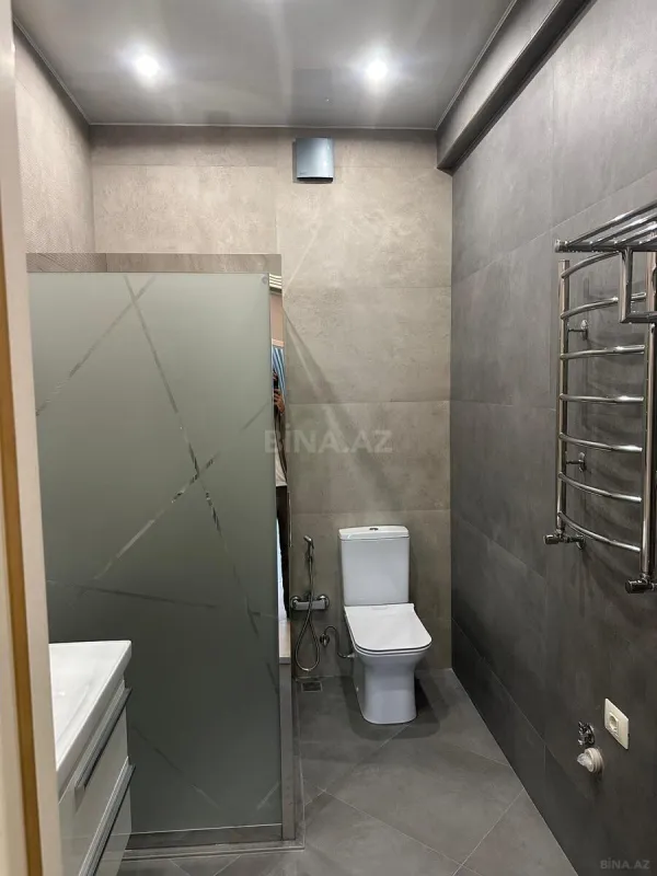 Satılır 3 otaqlı mənzil 171 m²