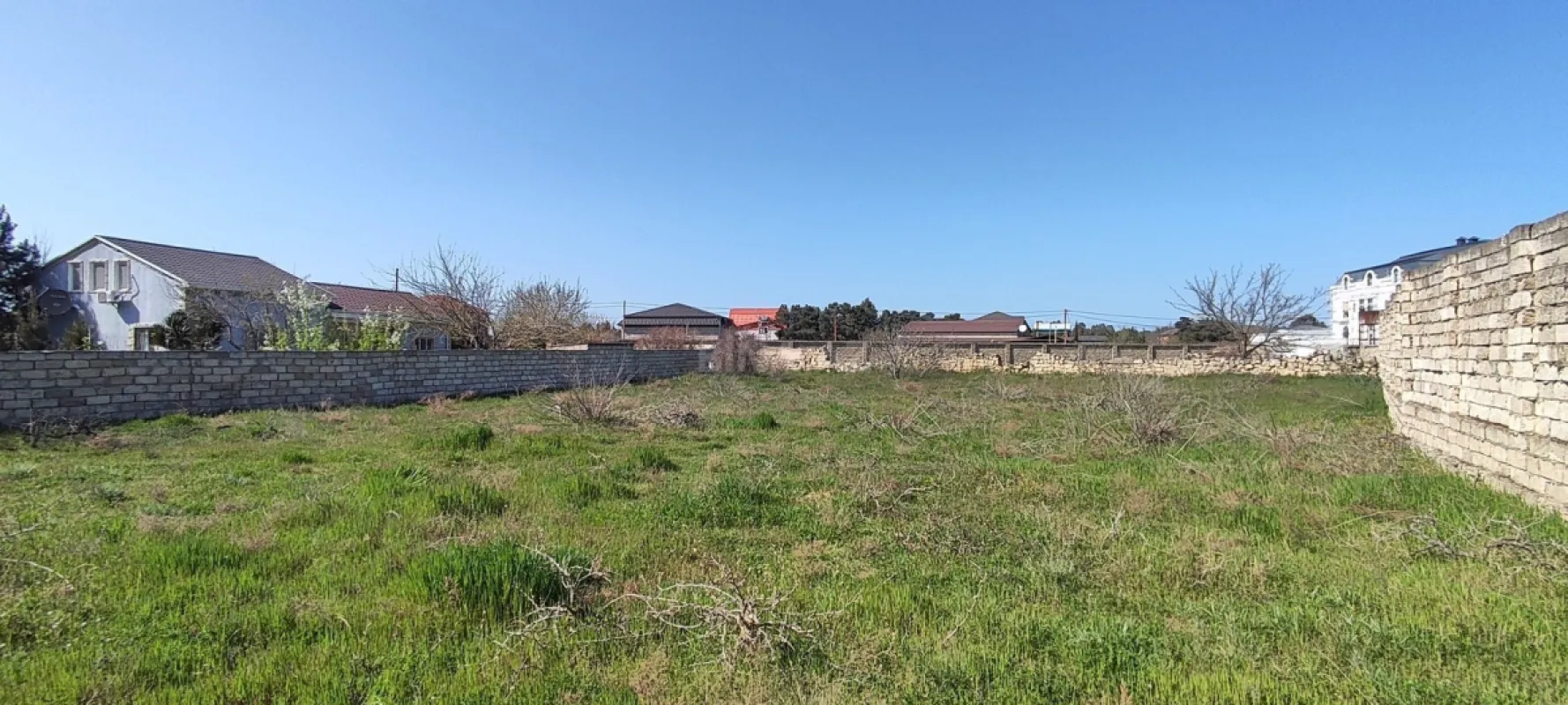 Satılır torpaq sahəsi 12 m²