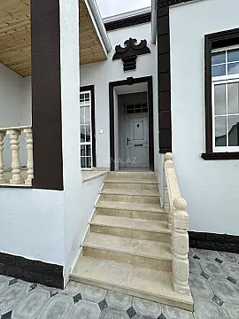 Satılır 4 otaqlı həyət evi 110 m²