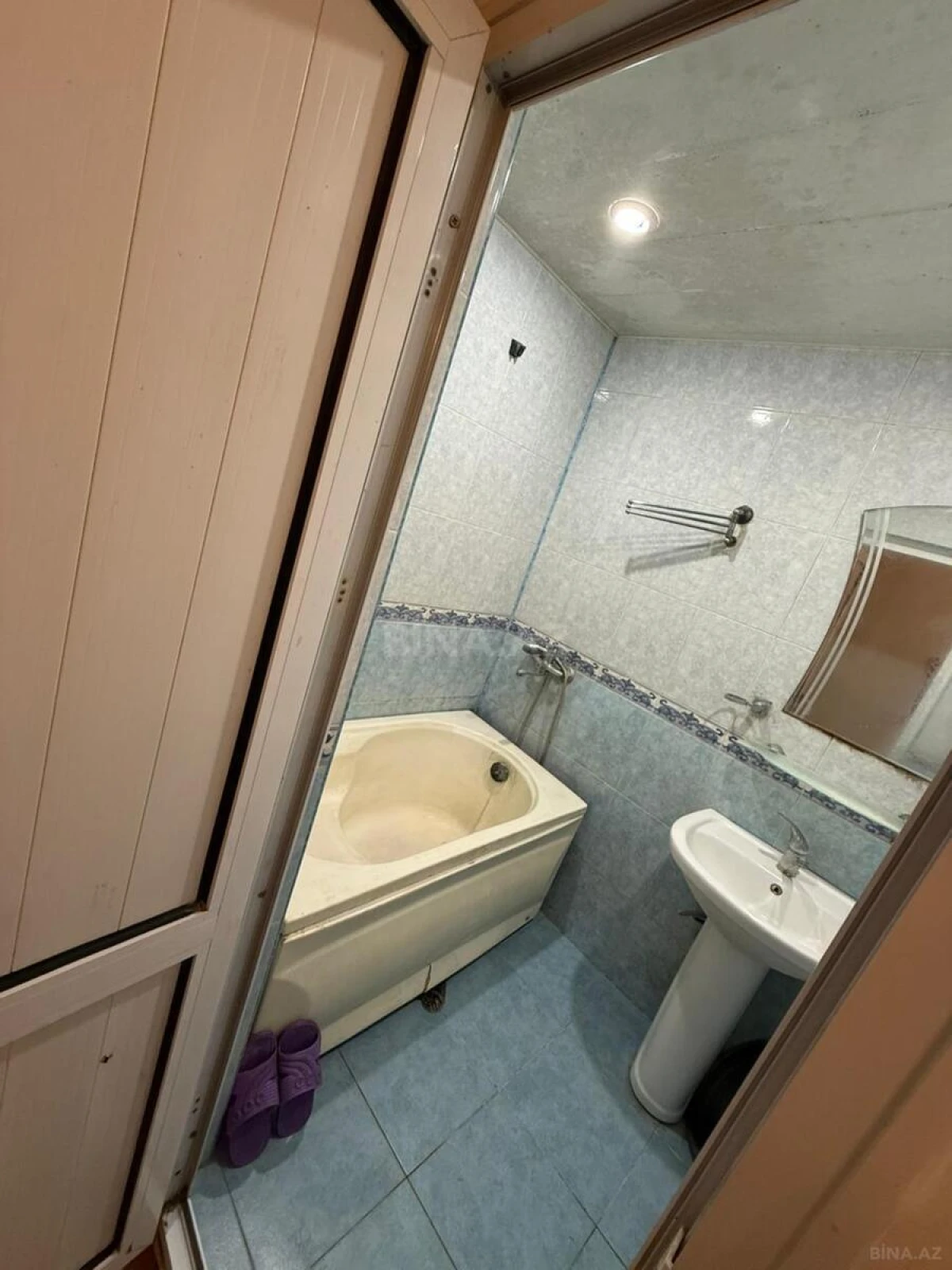 Kirayə verilir 2 otaqlı mənzil 55 m²