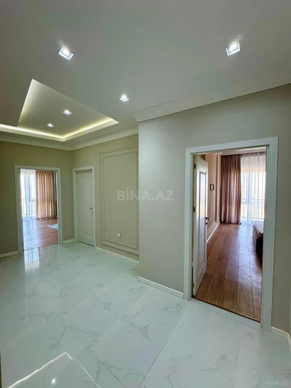 Kirayə verilir 3 otaqlı mənzil 105 m²