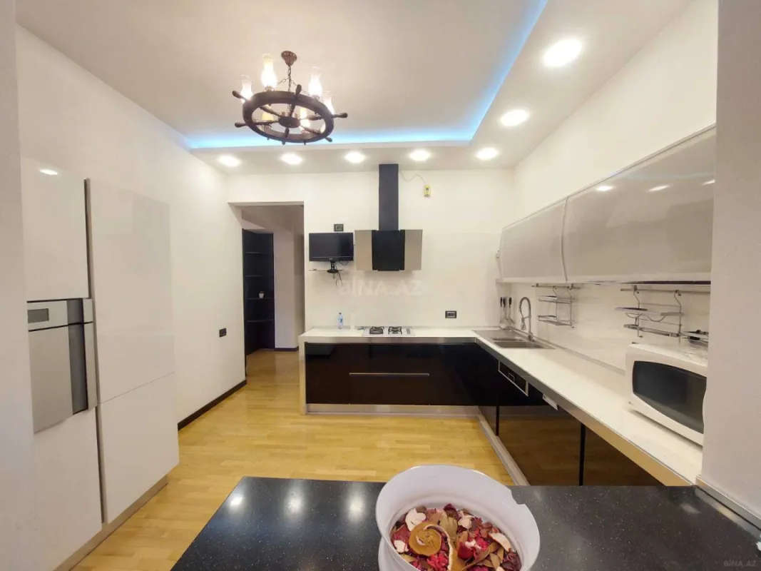 Satılır 3 otaqlı mənzil 90 m²
