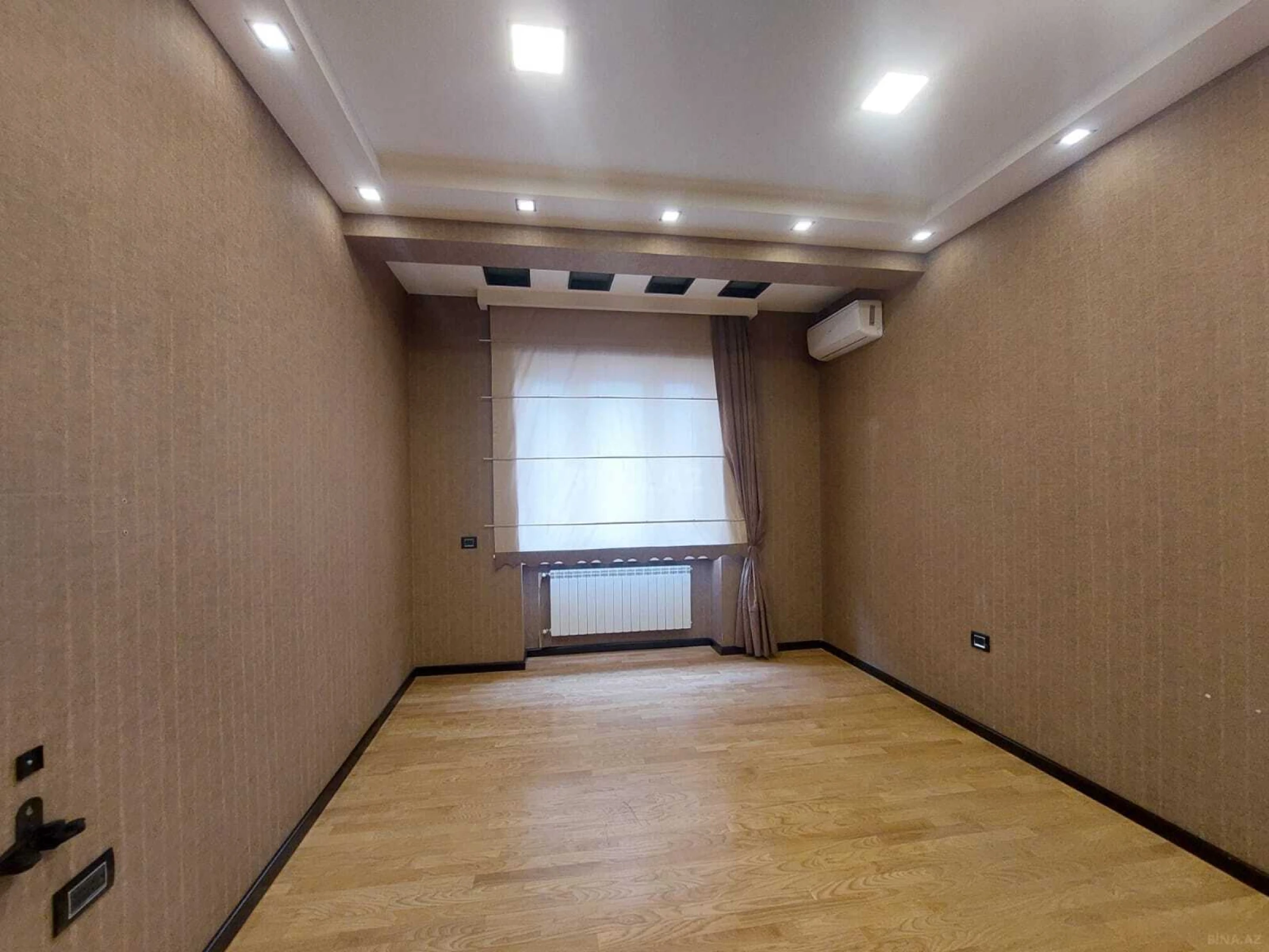 Satılır 3 otaqlı mənzil 90 m²