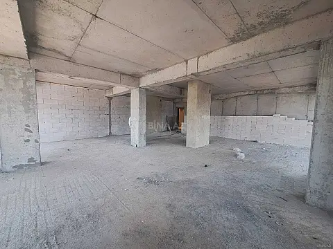 Satılır 2 otaqlı mənzil 91 m²