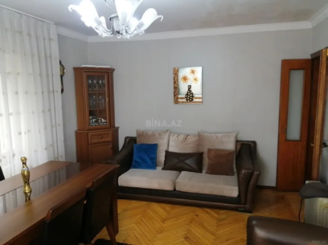 Satılır 3 otaqlı mənzil 70 m²