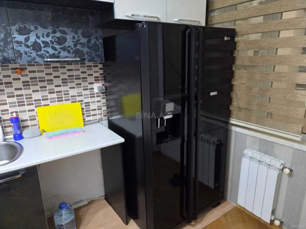 Kirayə verilir 2 otaqlı mənzil 104 m²