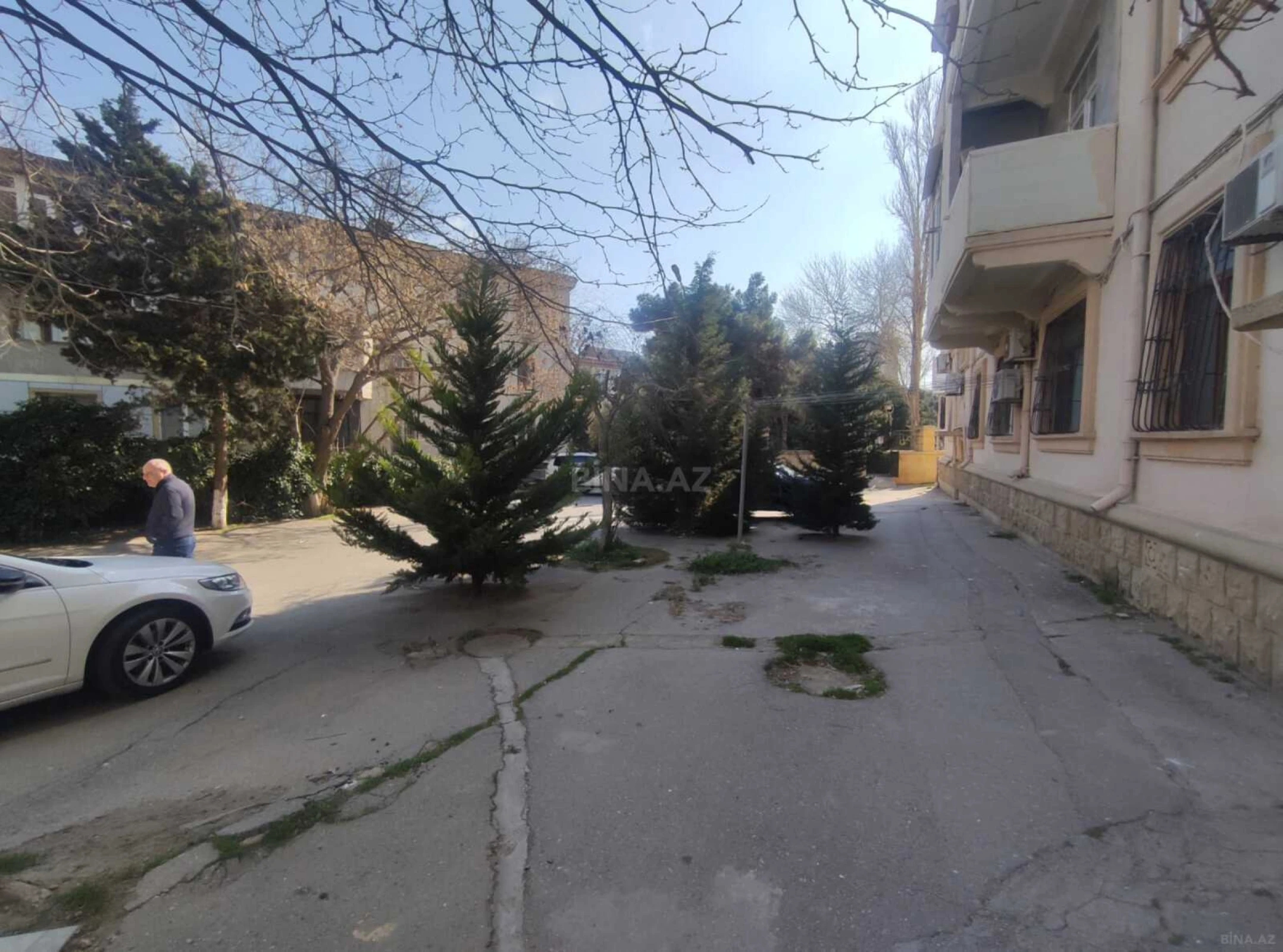 Satılır 3 otaqlı mənzil 90 m²