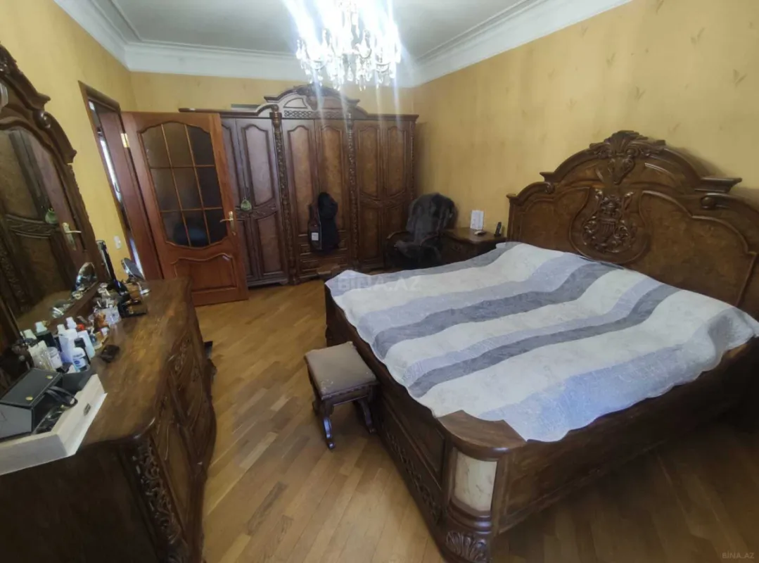 Satılır 3 otaqlı mənzil 90 m²