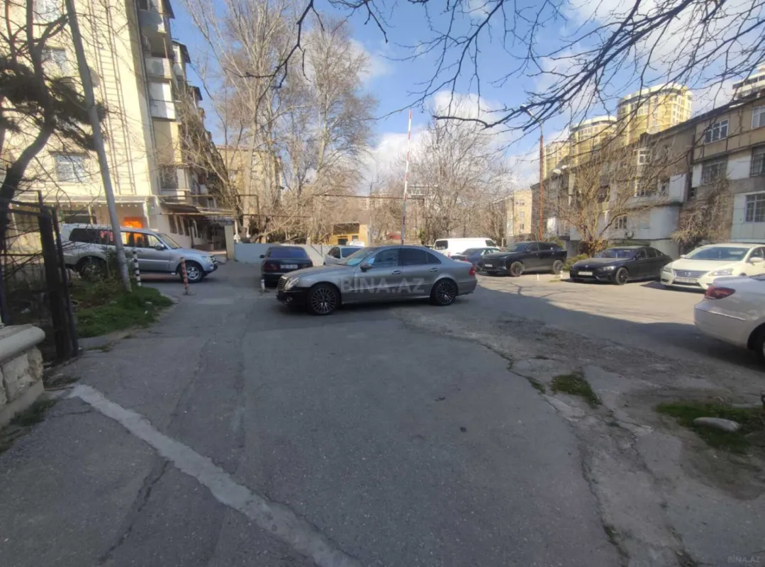 Satılır 3 otaqlı mənzil 90 m²