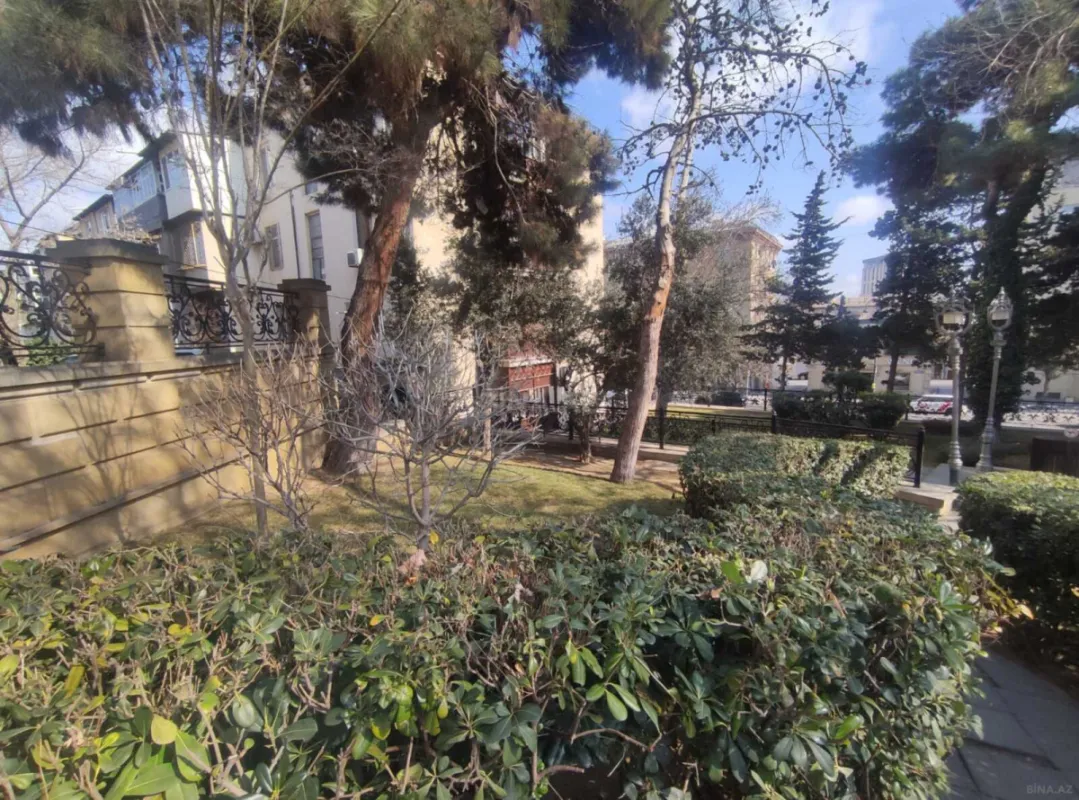 Satılır 3 otaqlı mənzil 90 m²