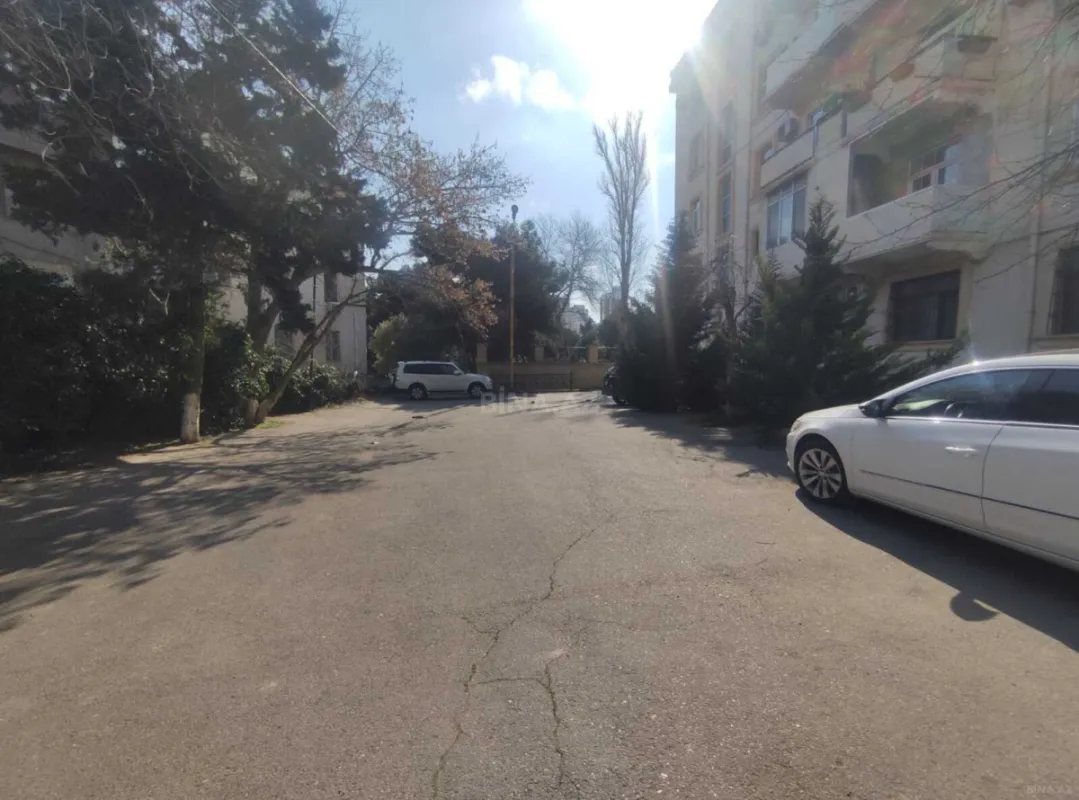 Satılır 3 otaqlı mənzil 90 m²