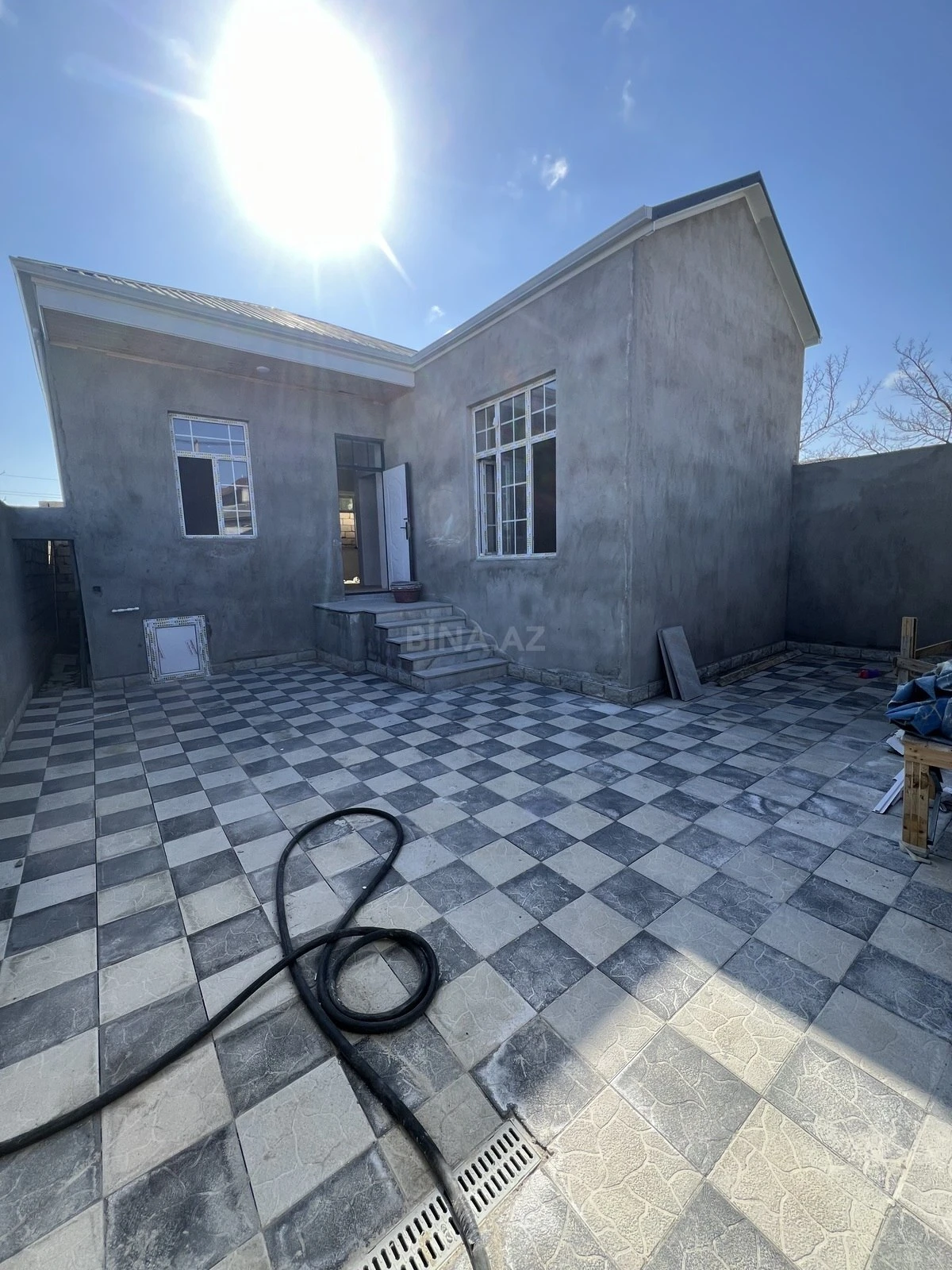 Satılır 3 otaqlı həyət evi 100 m²