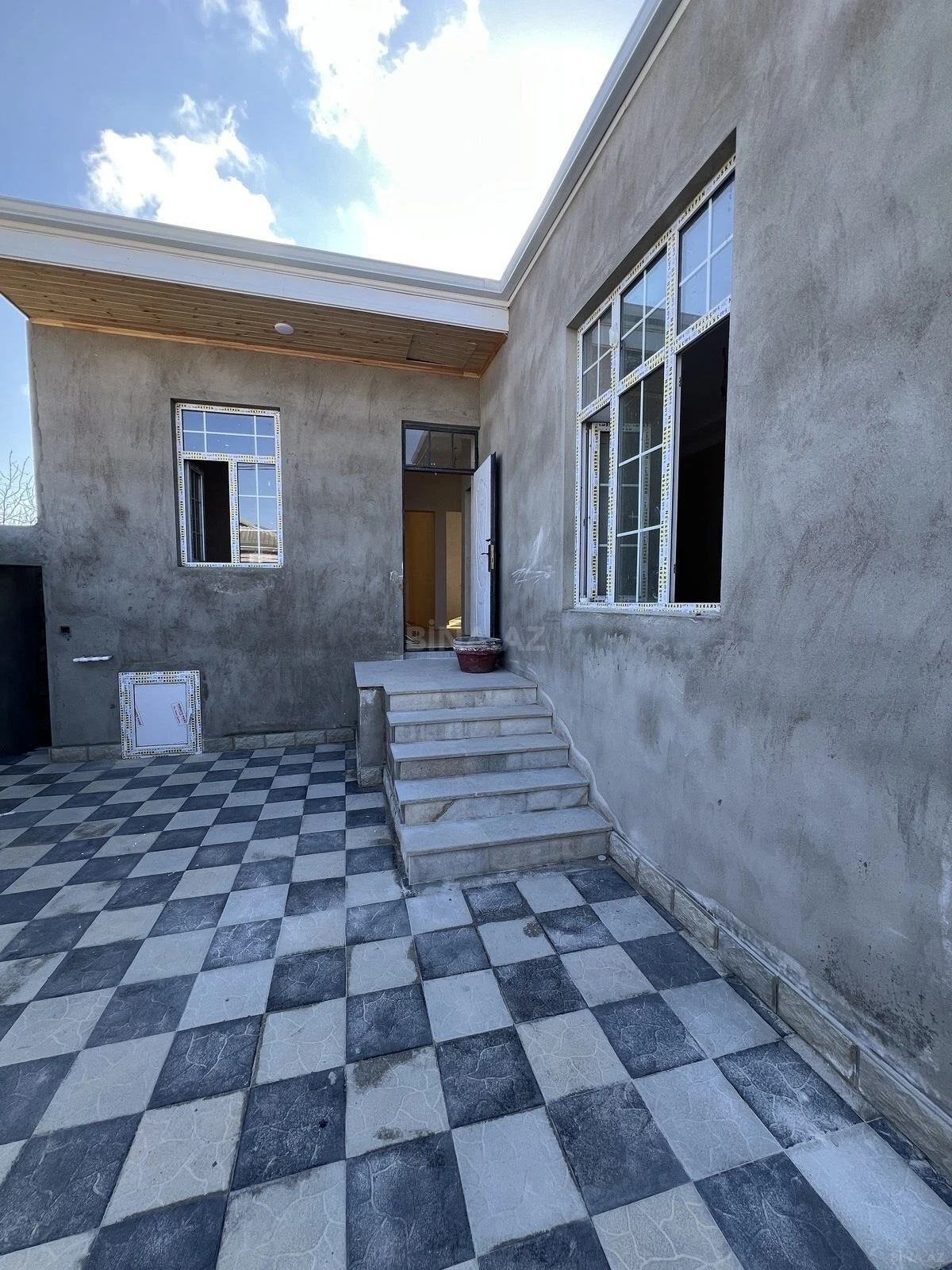 Satılır 3 otaqlı həyət evi 100 m²