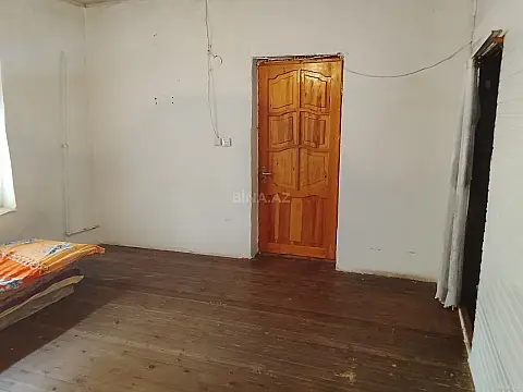 Satılır 3 otaqlı həyət evi 200 m²