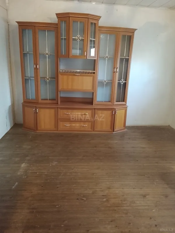 Satılır 3 otaqlı həyət evi 200 m²