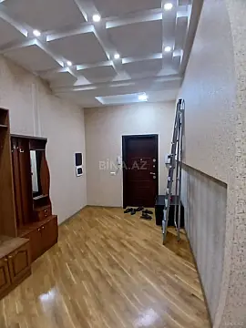 Kirayə verilir 3 otaqlı mənzil 130 m²
