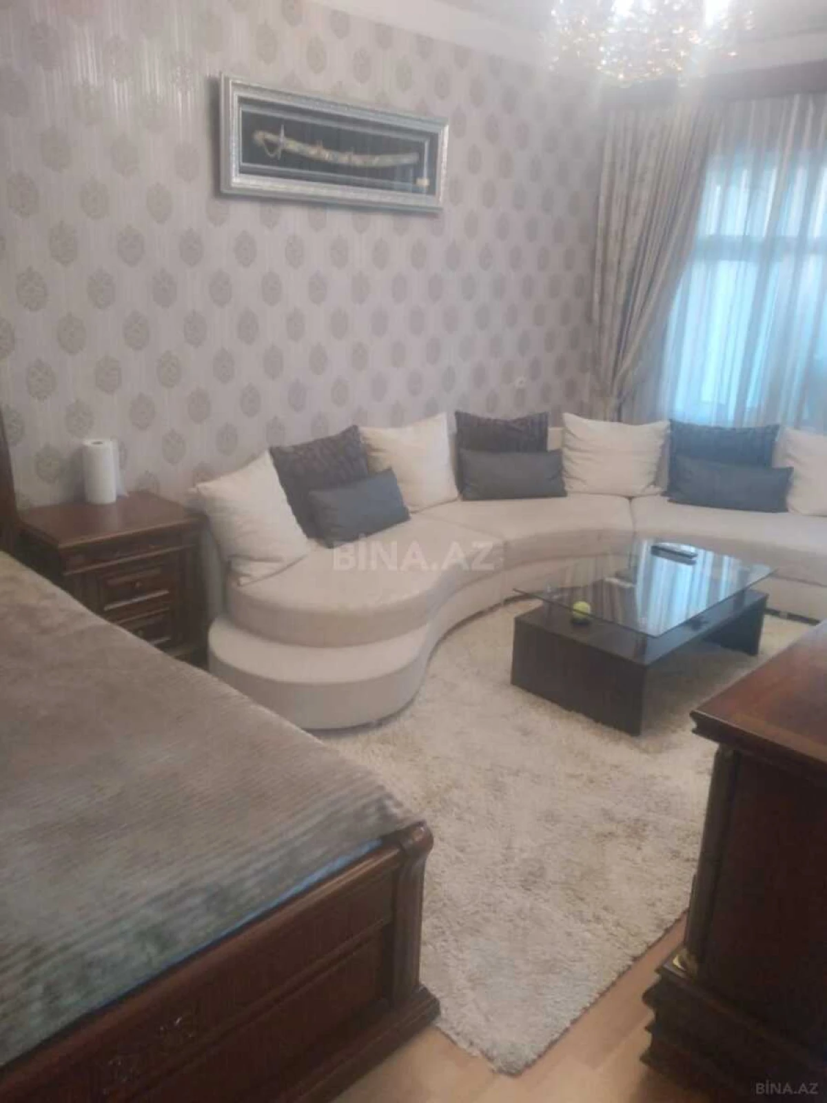 Satılır 2 otaqlı mənzil 65 m²