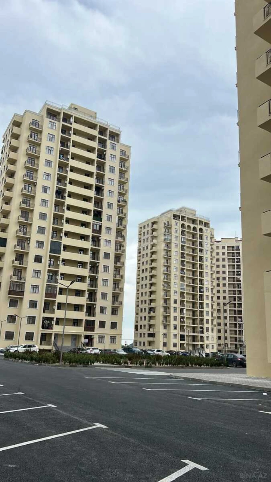 Kirayə verilir 2 otaqlı mənzil 82 m²