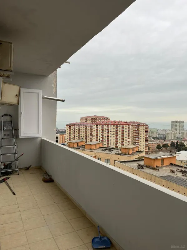 Kirayə verilir 2 otaqlı mənzil 95 m²