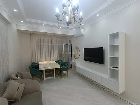 Kirayə verilir 2 otaqlı mənzil 60 m²