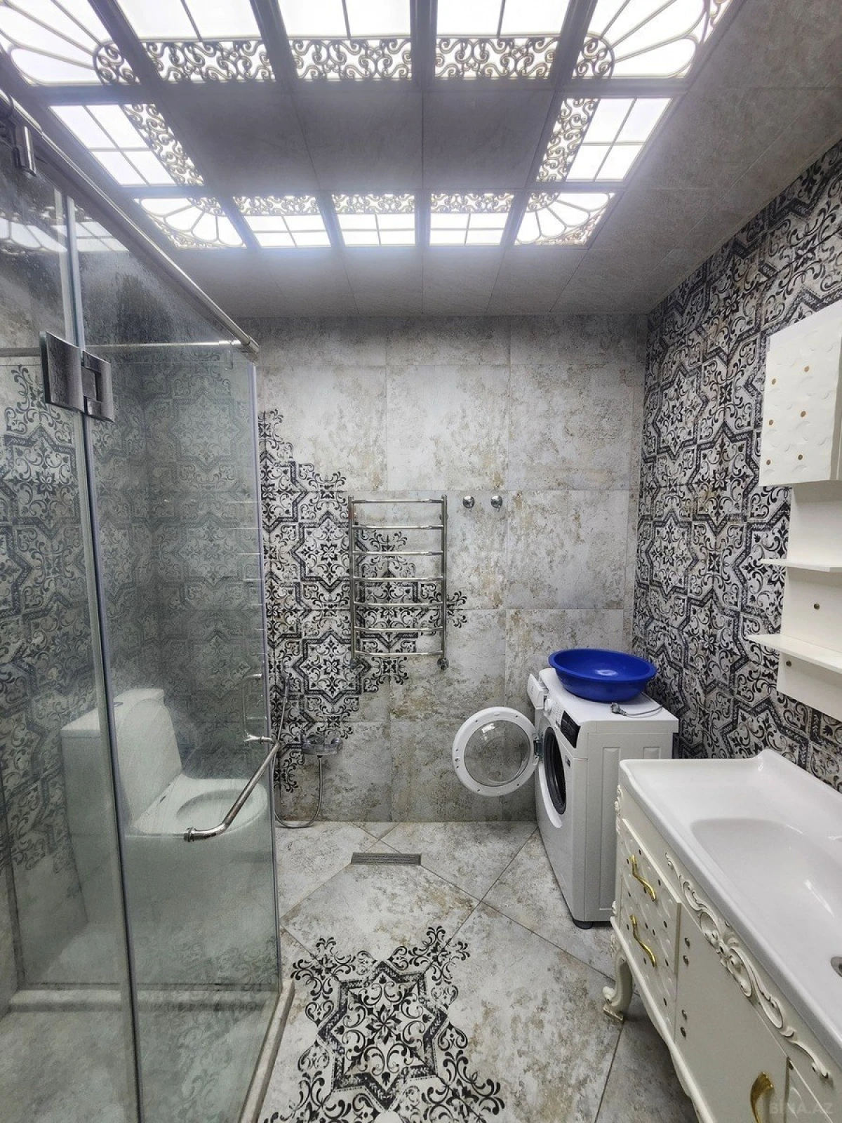 Kirayə verilir 3 otaqlı mənzil 125 m²