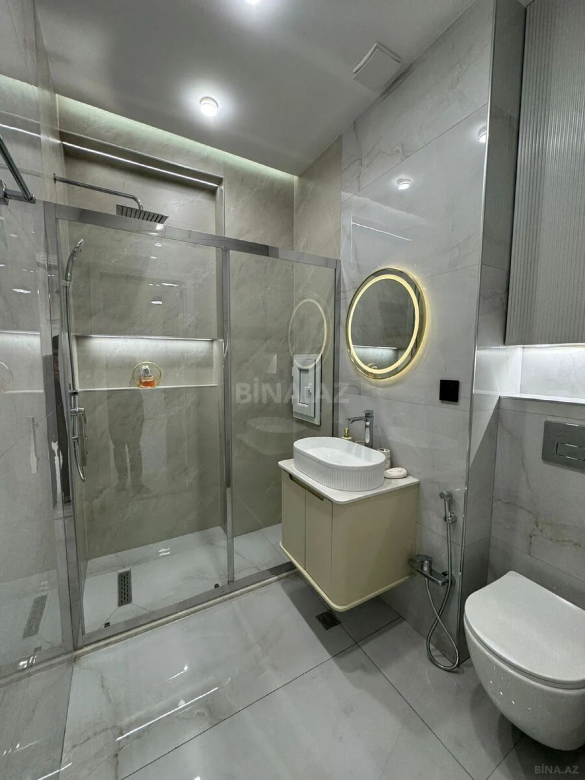 Satılır 3 otaqlı mənzil 90 m²