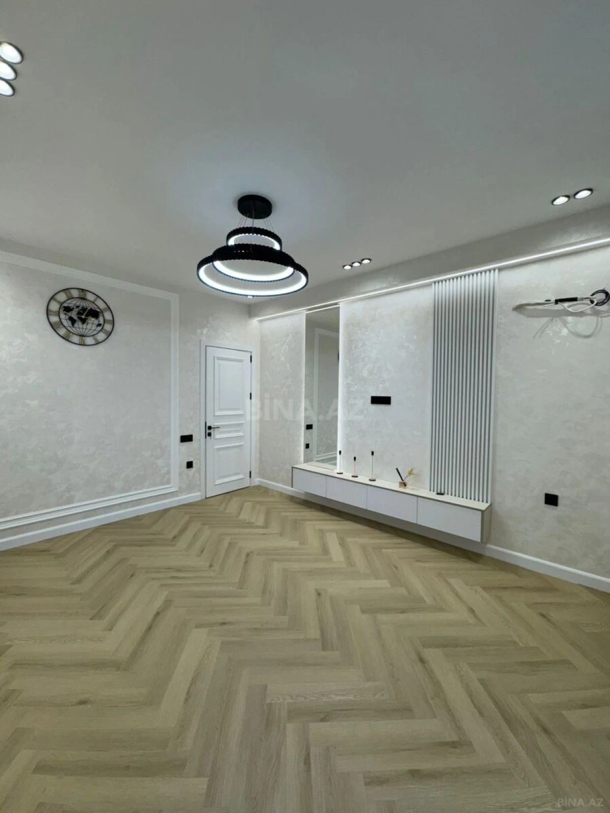 Satılır 3 otaqlı mənzil 90 m²