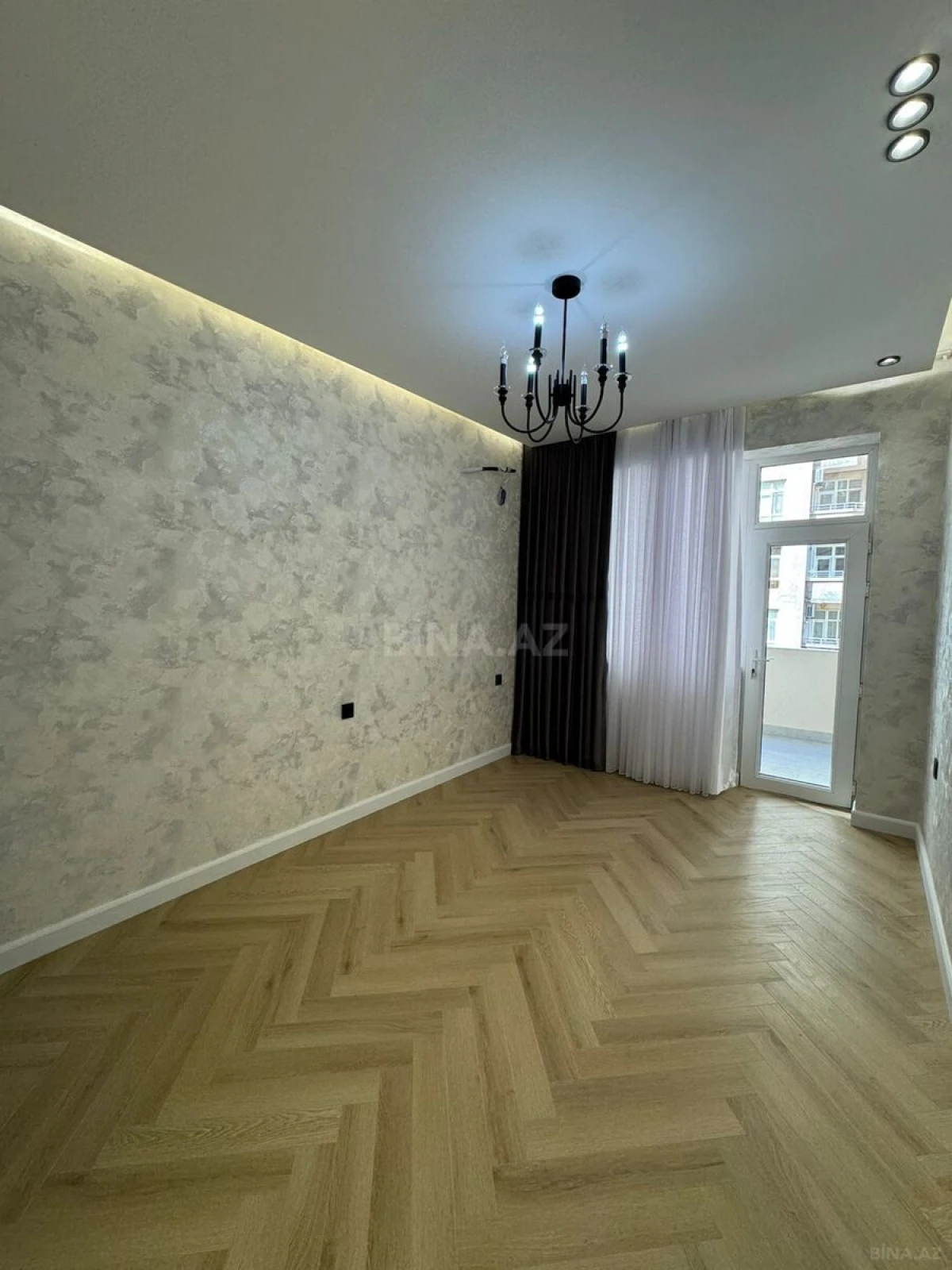 Satılır 3 otaqlı mənzil 90 m²